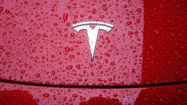 Сотрудники Tesla на больничном вынуждены доказывать, что они больны