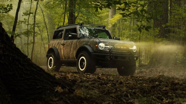 Ford подарит уникальный Bronco Sasquatch на конкурсе «Найди Йети»