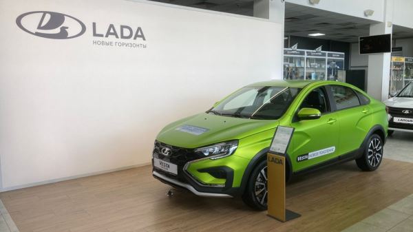 «АвтоВАЗ» сообщил о ценах на Lada после повышения утильсбора